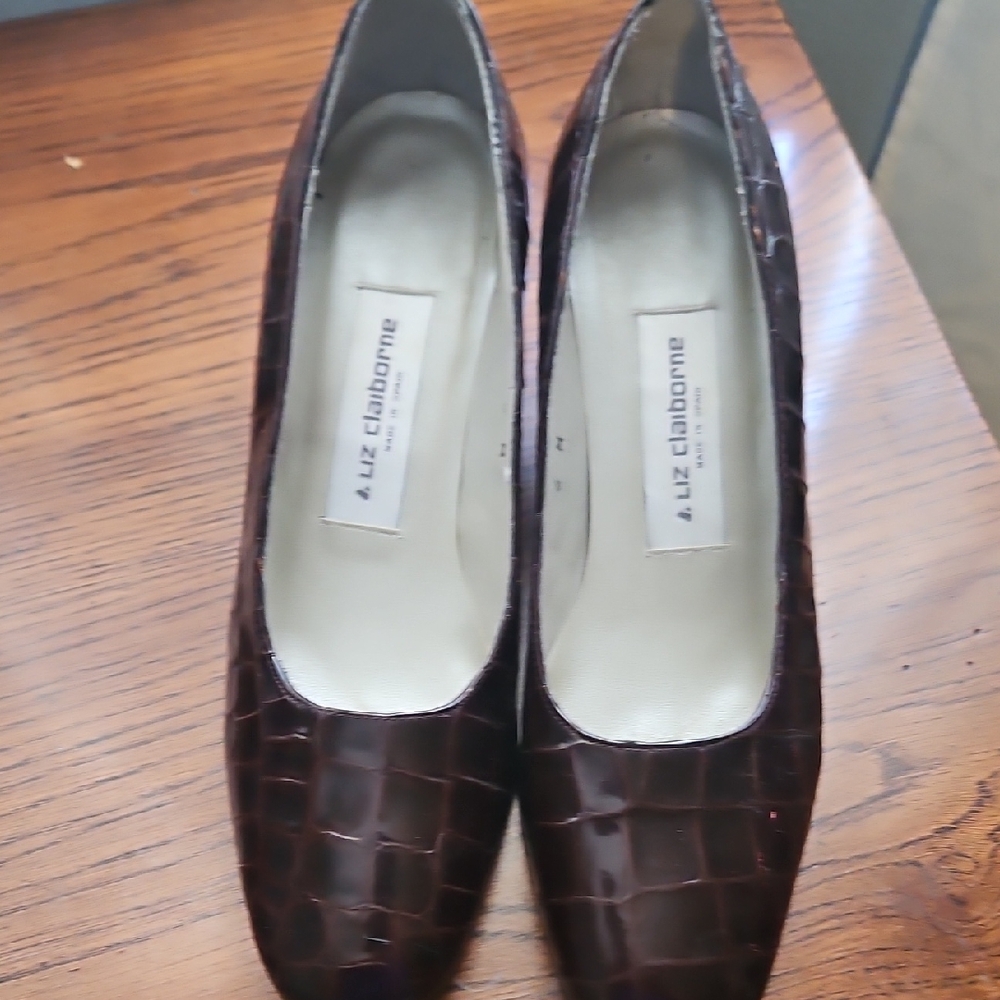 Liz Claiborne Dark Brown Croc-Embossed Heels